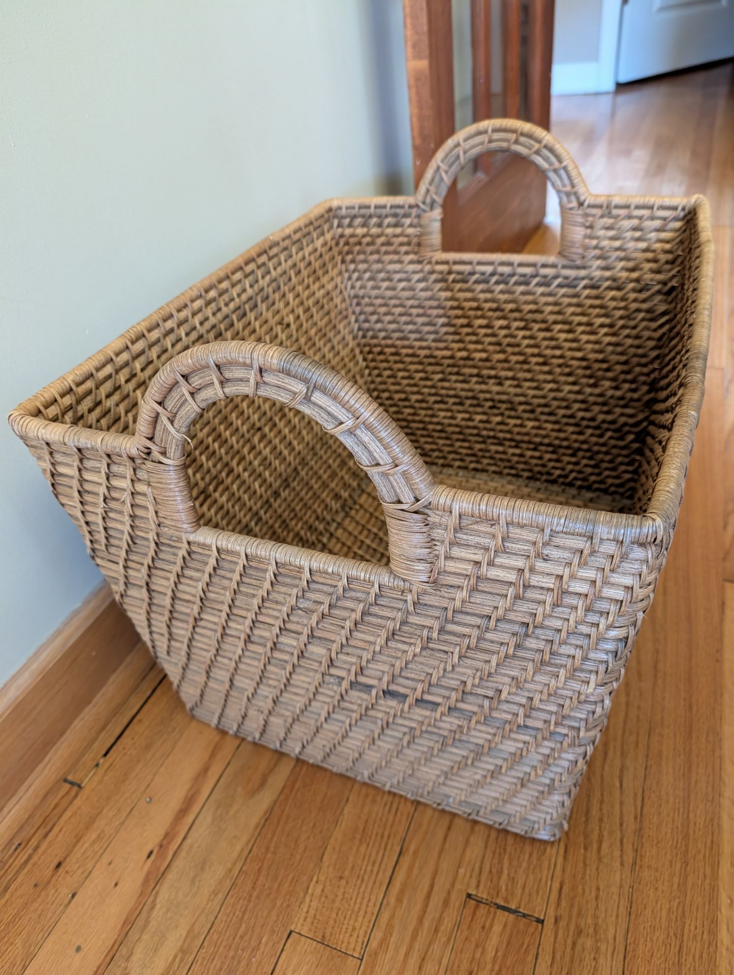 Large Woven Wicker Storage Basket with Handles - photo 2