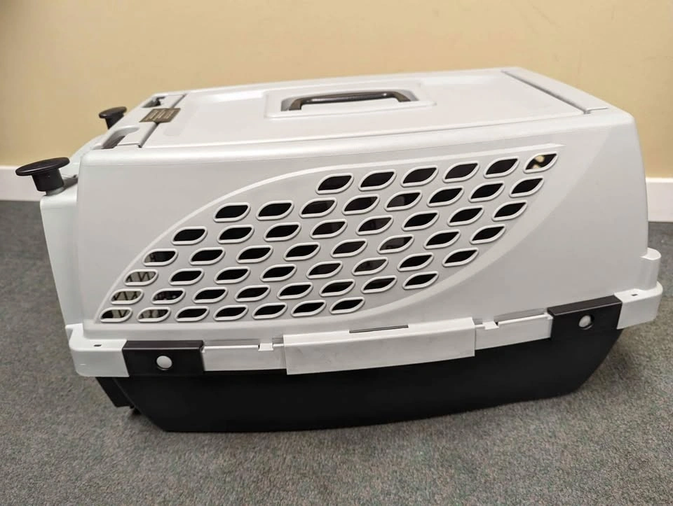Plastic pet carrier 2 entry - photo 4