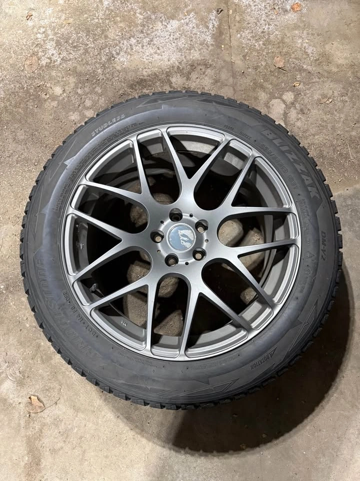 Porsche Macan 2017 Winter Tires - photo 4