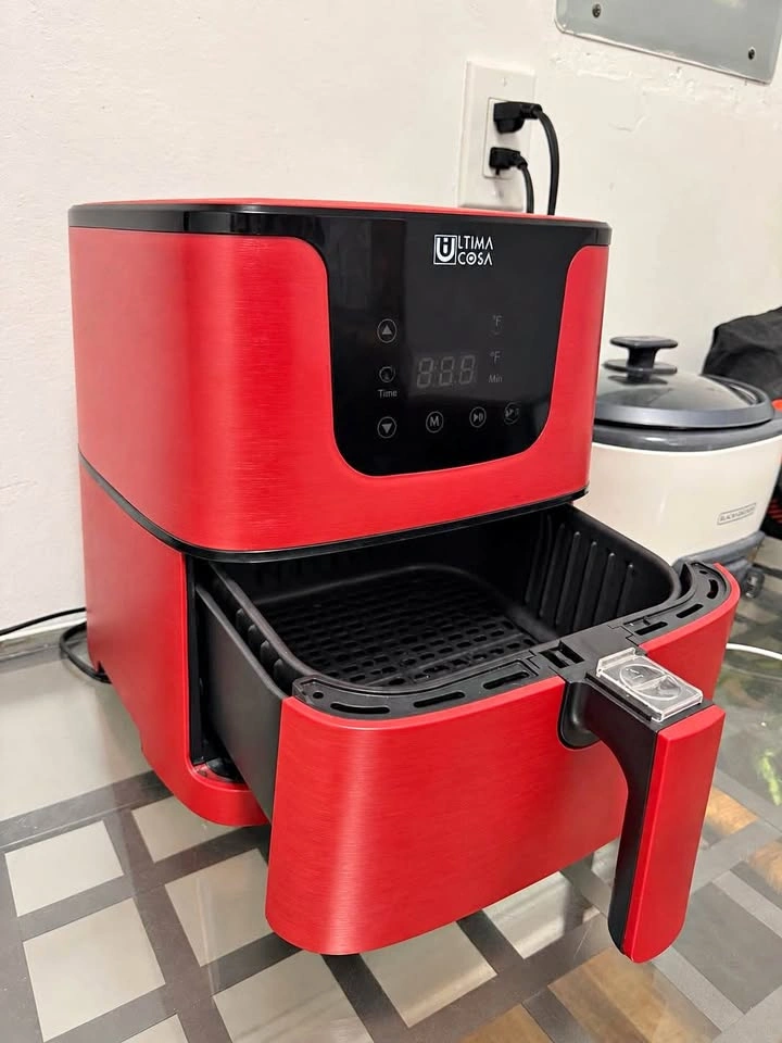 ULTIMA COSA DIGITAL AIR FRYER – RED/BLACK – LARGE CAPACITY