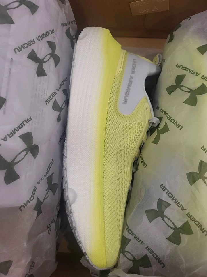 Women's Under Armour Running Shoes - photo 2