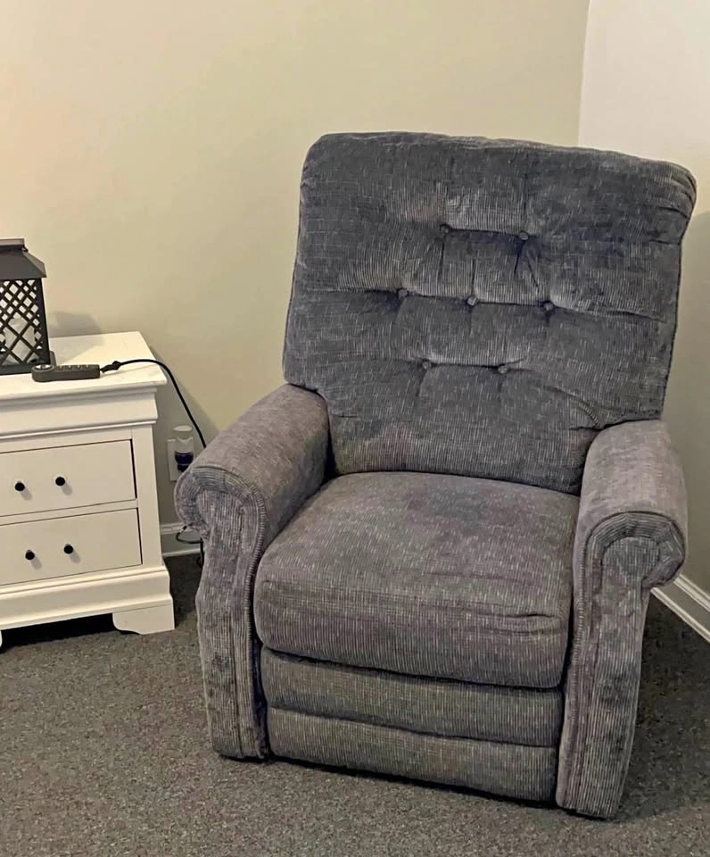 Gray Corduroy Tufted Recliner