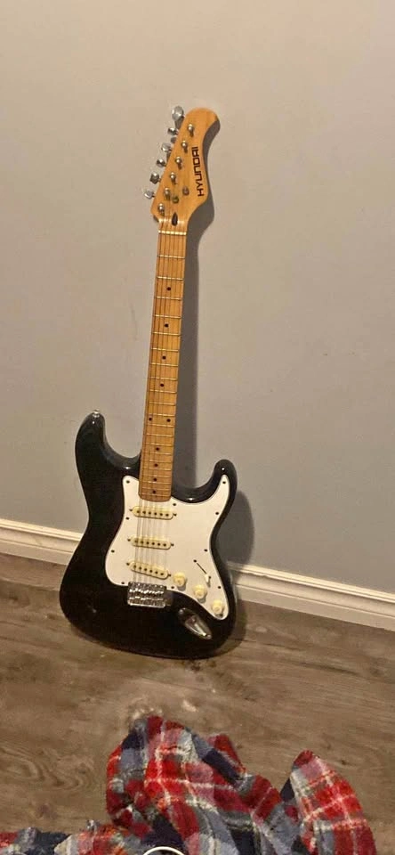 Hyundai Stratocaster Electric Guitar