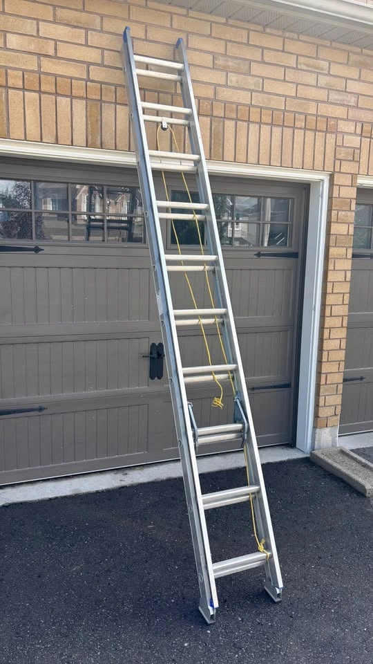 20 Foot Aluminum Extension Ladder - photo 2