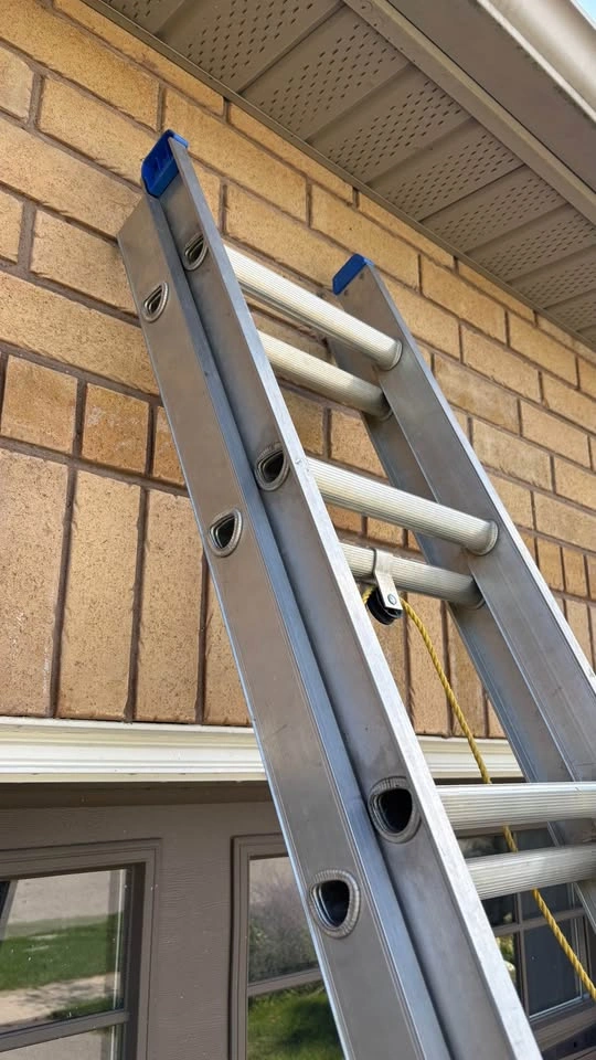 20 Foot Aluminum Extension Ladder - photo 4