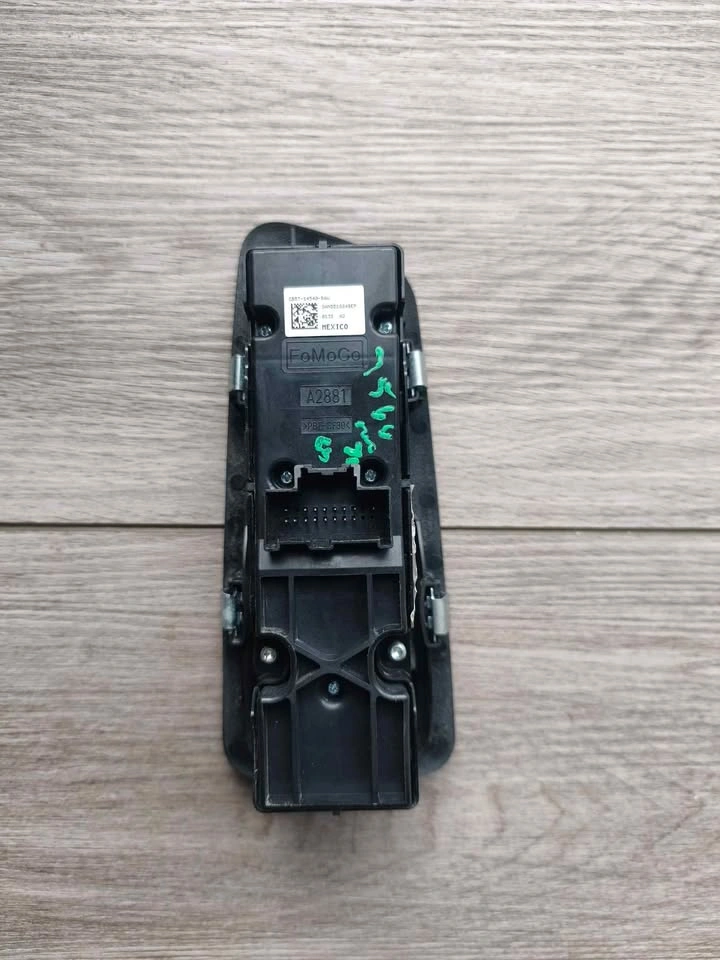 OEM Ford Explorer Master Power Window Switch - photo 2