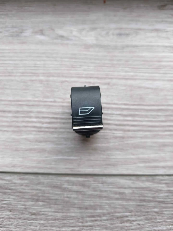 Ford Power Window Switch - photo 3