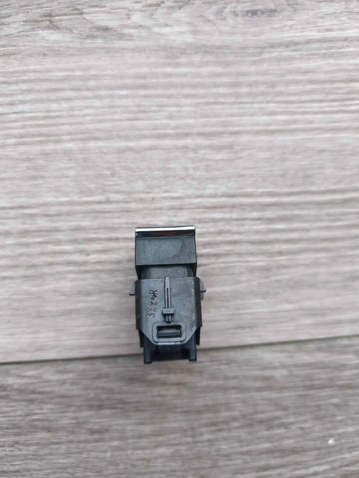 Ford Power Window Switch - photo 5