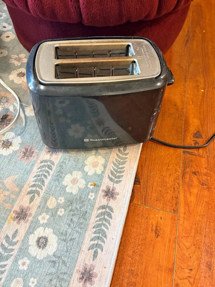 Toastmaster 2-Slice Toaster