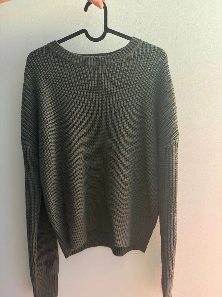 Moving out women’s clothing - photo 2