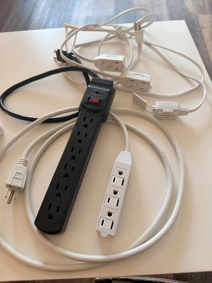 Power Bar, Extension Cord & 6-Outlet Adapter Bundle - photo 2