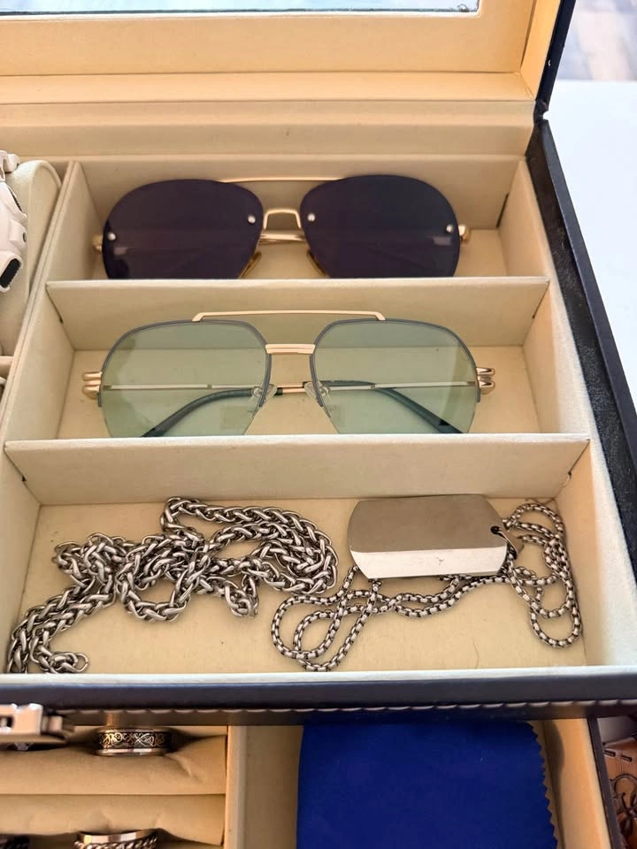 Men's Jewelry Box with Casio, G-Shock, Guess Watches - photo 3