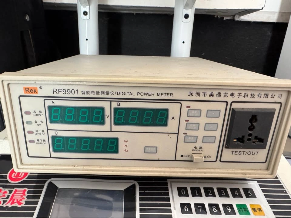 Digital power meter