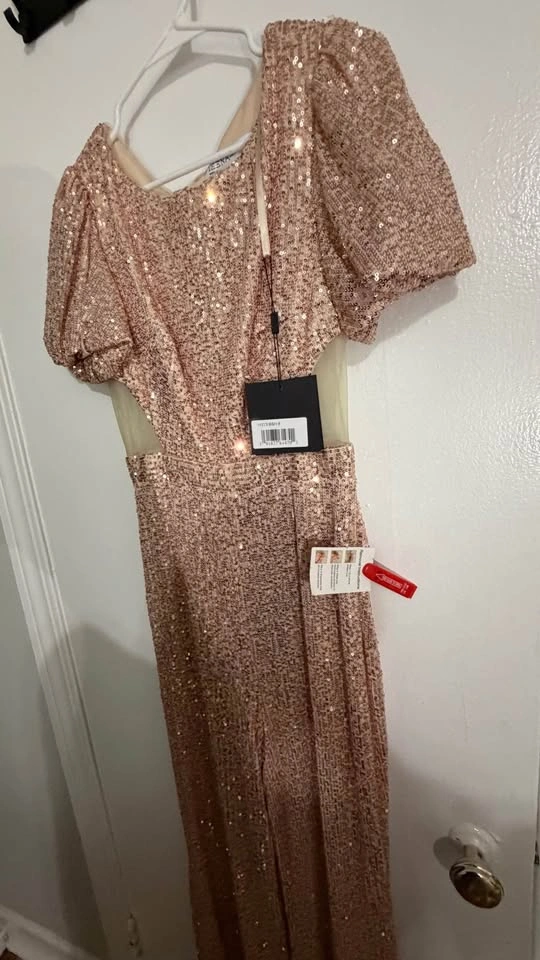 NEW Mac Duggal (IEENA) Rose Gold Sequin Gown — Size 8, Tags Atta - photo 2