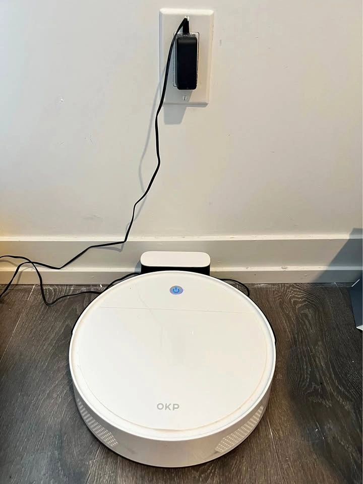 Smart Robot Vacuum Cleaner OKP