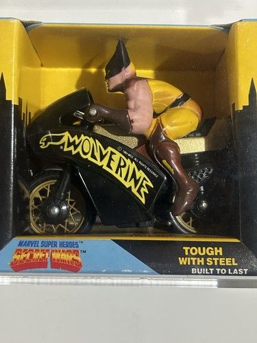 Marvel Secret Wars Wolverine Turbo Cycle Mattel AFA 80 - photo 4