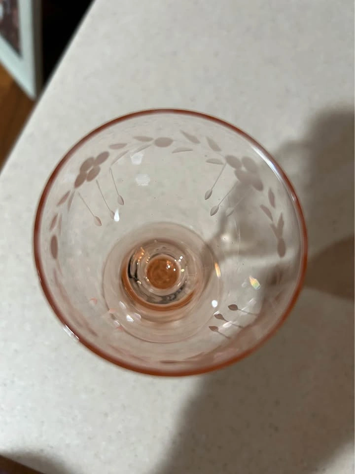 Depression-era Style Glass - photo 2