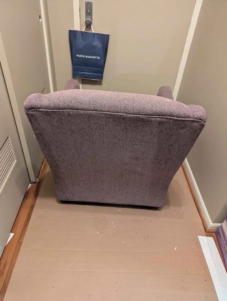 Upholstered chair $20 - photo 4