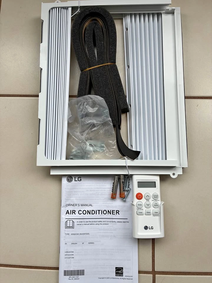 Window AC - NEW!