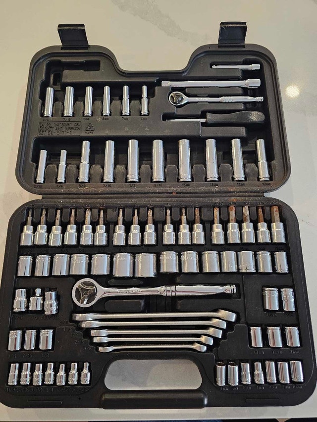 Mastercraft Socket and Wrench Set
