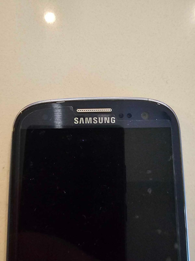 Samsung Galaxy S3 - photo 2