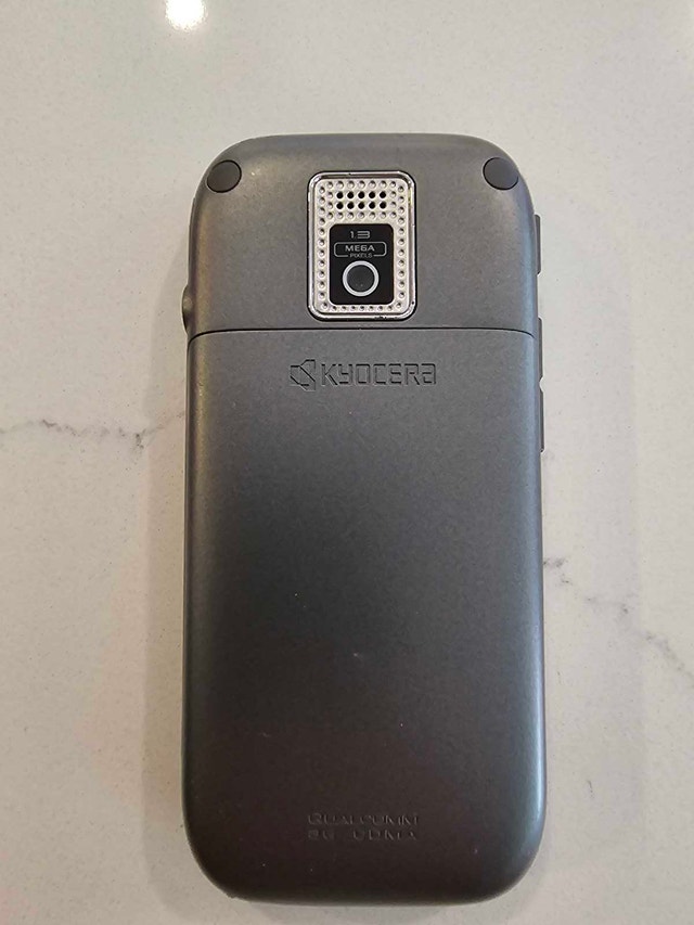 Kyocera Slider Phone - photo 5