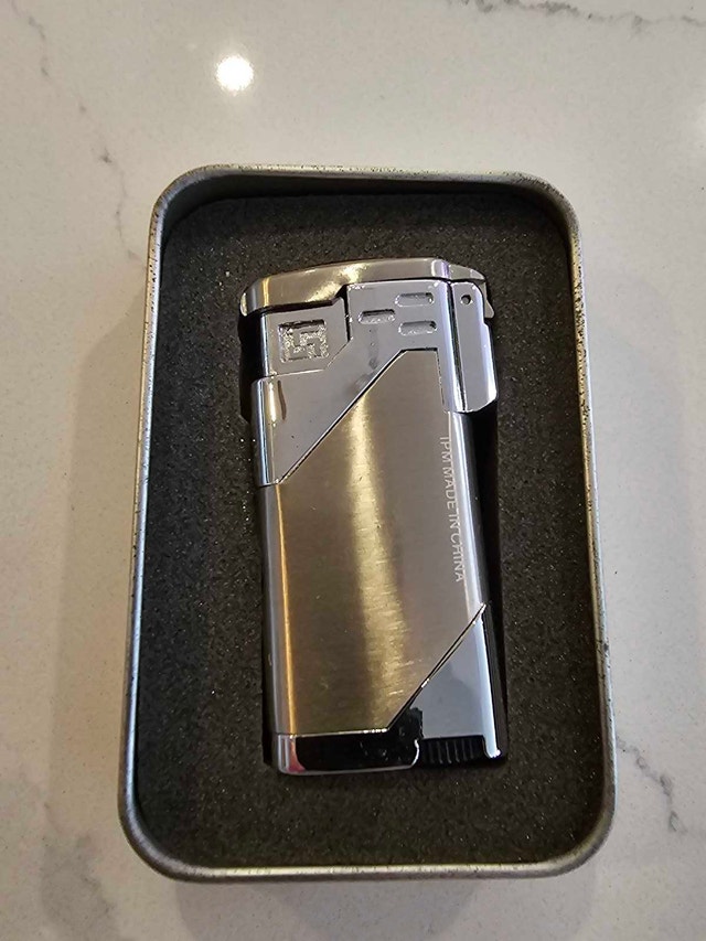 IPM Metal Lighter