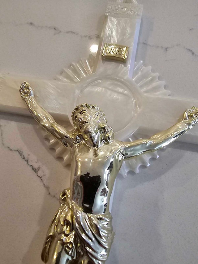 Wall Crucifix - photo 3