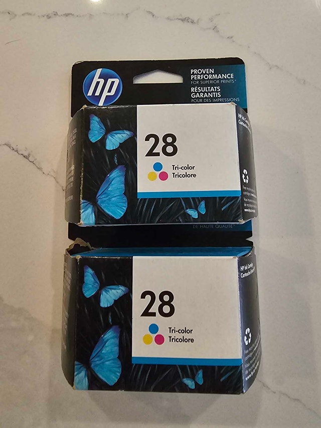 HP 28 Tri-color Ink Cartridges