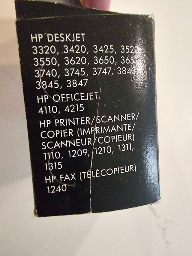 HP 28 Tri-color Ink Cartridges - photo 4
