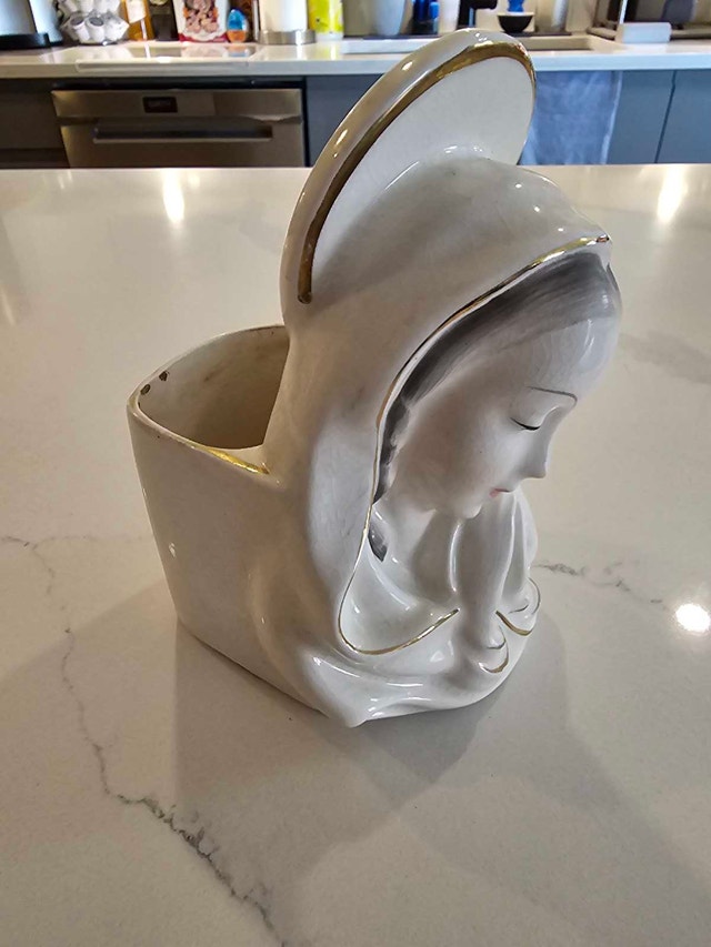 Madonna Planter - photo 2