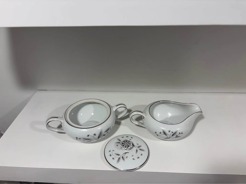 Japan Patricia Fine China Pieces - photo 2