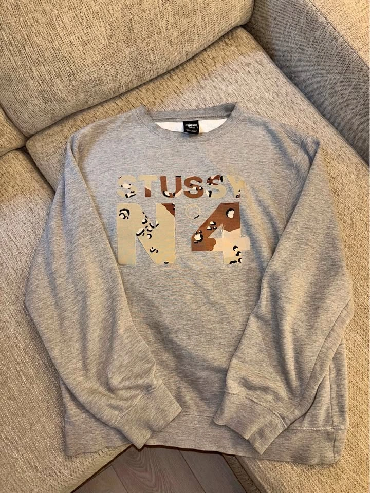 Stüssy No4 Vintage Y2K Crewneck