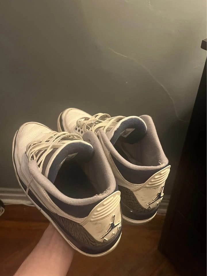 Midnight Navy Jordan 3s - photo 4