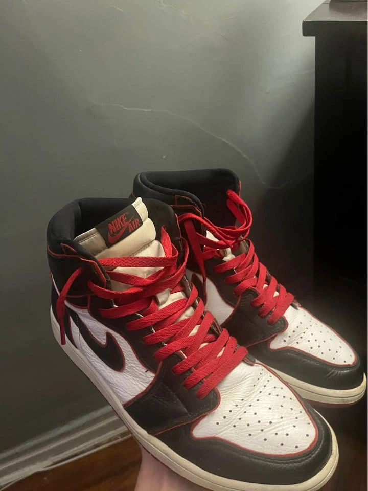 Nike Air Jordan 1 Retro High OG Bloodline - photo 3