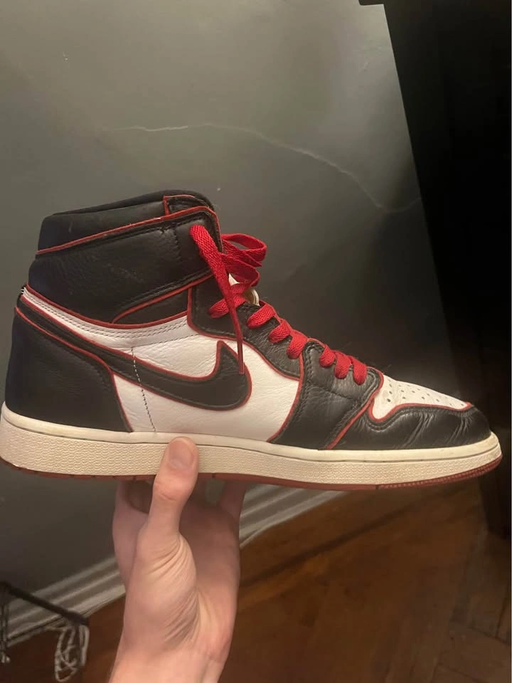 Nike Air Jordan 1 Retro High OG Bloodline - photo 4