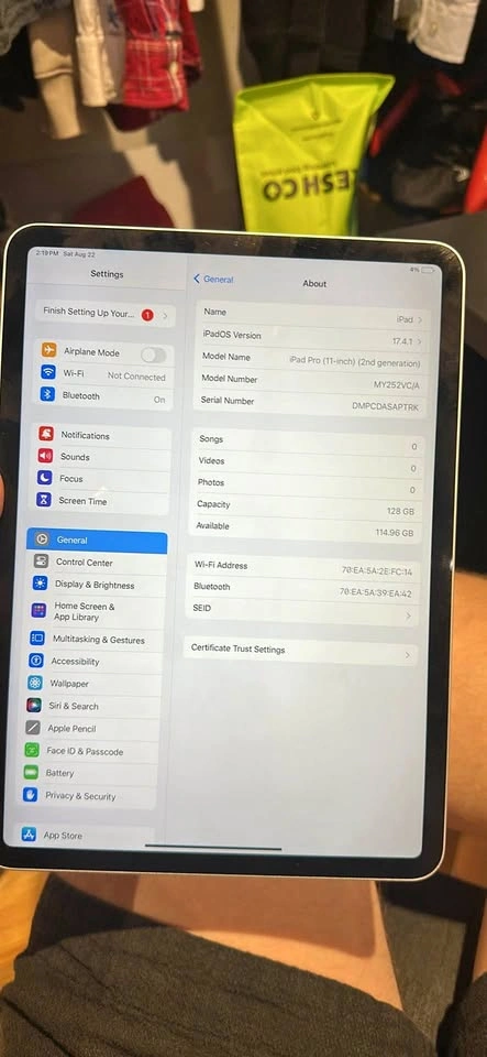 iPad Pro 2nd gen 128 wifi