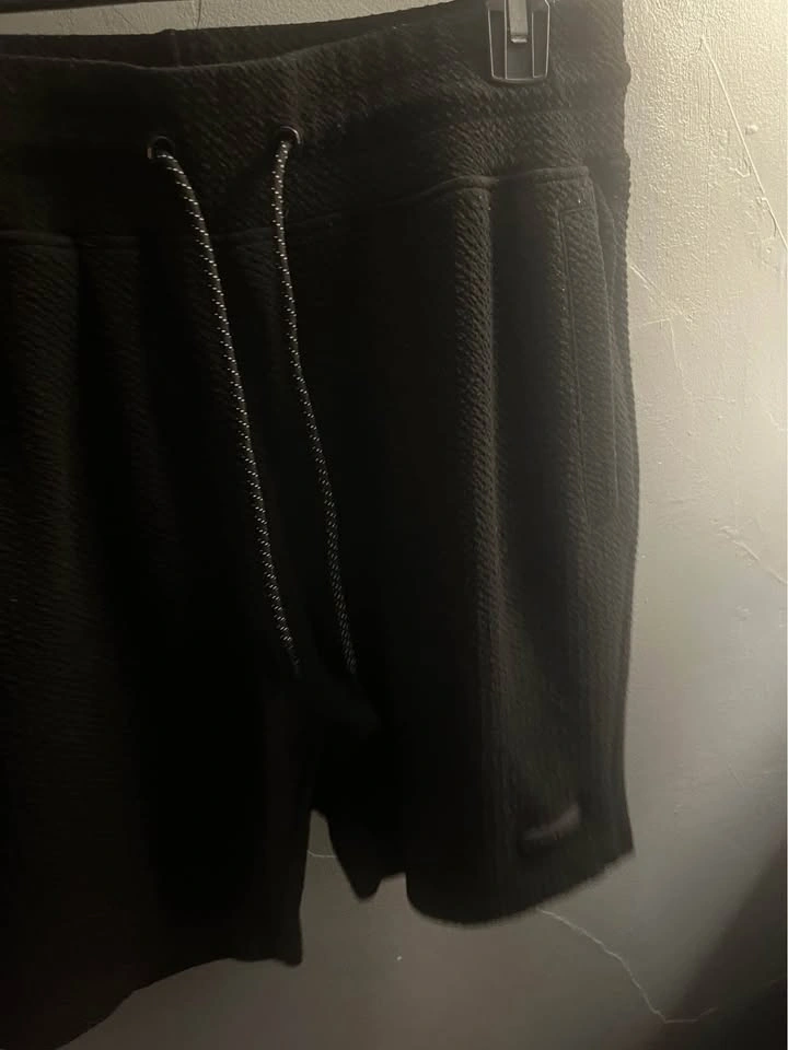Black Textured Drawstring Shorts Size L - photo 2