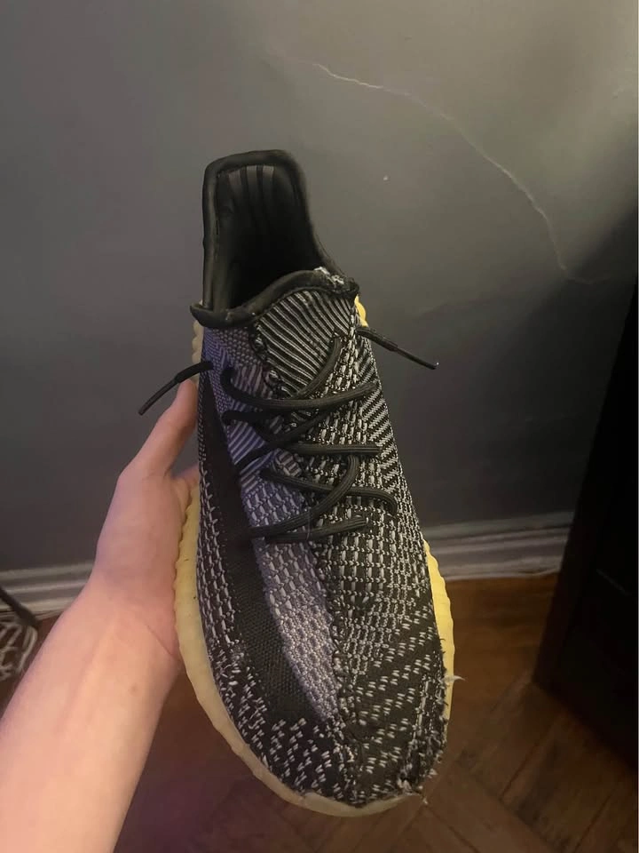 Adidas Yeezy Boost 350 V2 Carbon - photo 4