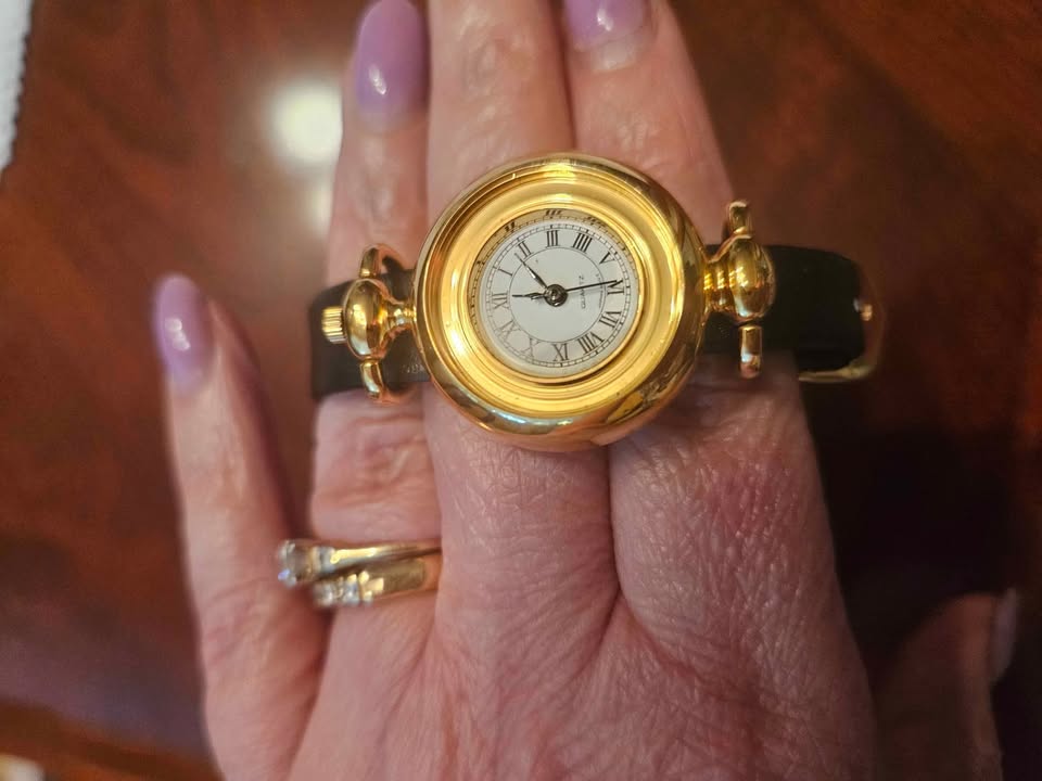 Women's watch - photo 3
