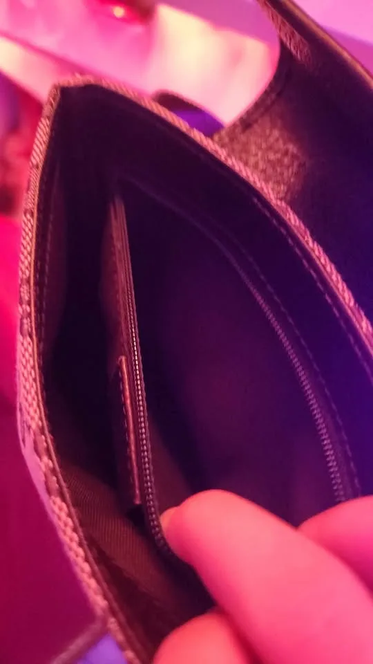 Designer buckle bag image indicator(7)