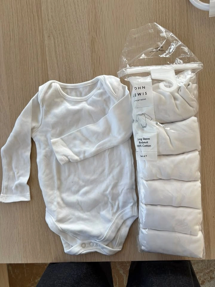 Long Sleeve bodysuits 9-12M