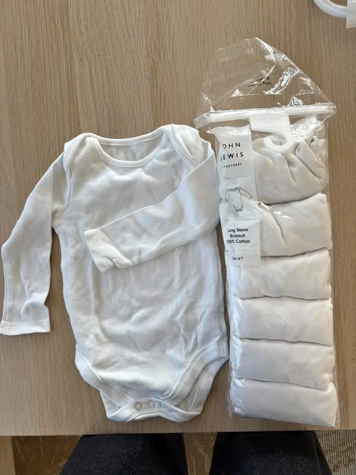 Long Sleeve bodysuits 9-12M