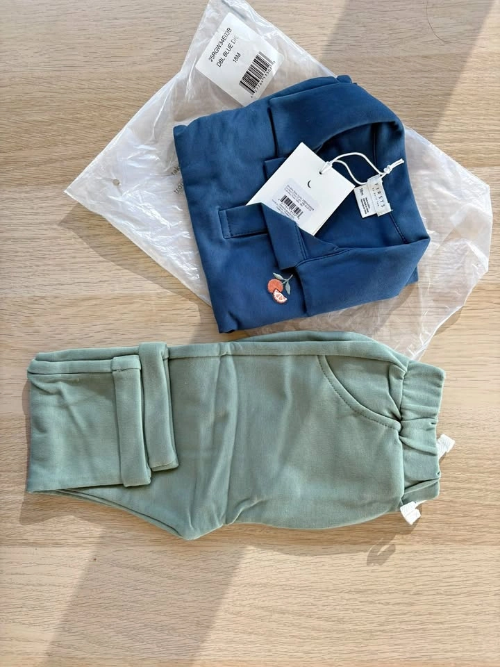 12-18M Blue and green outfit