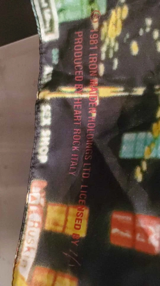Iron Maiden "Killers" Fabric Wall Banner – Rare Merch! - photo 3