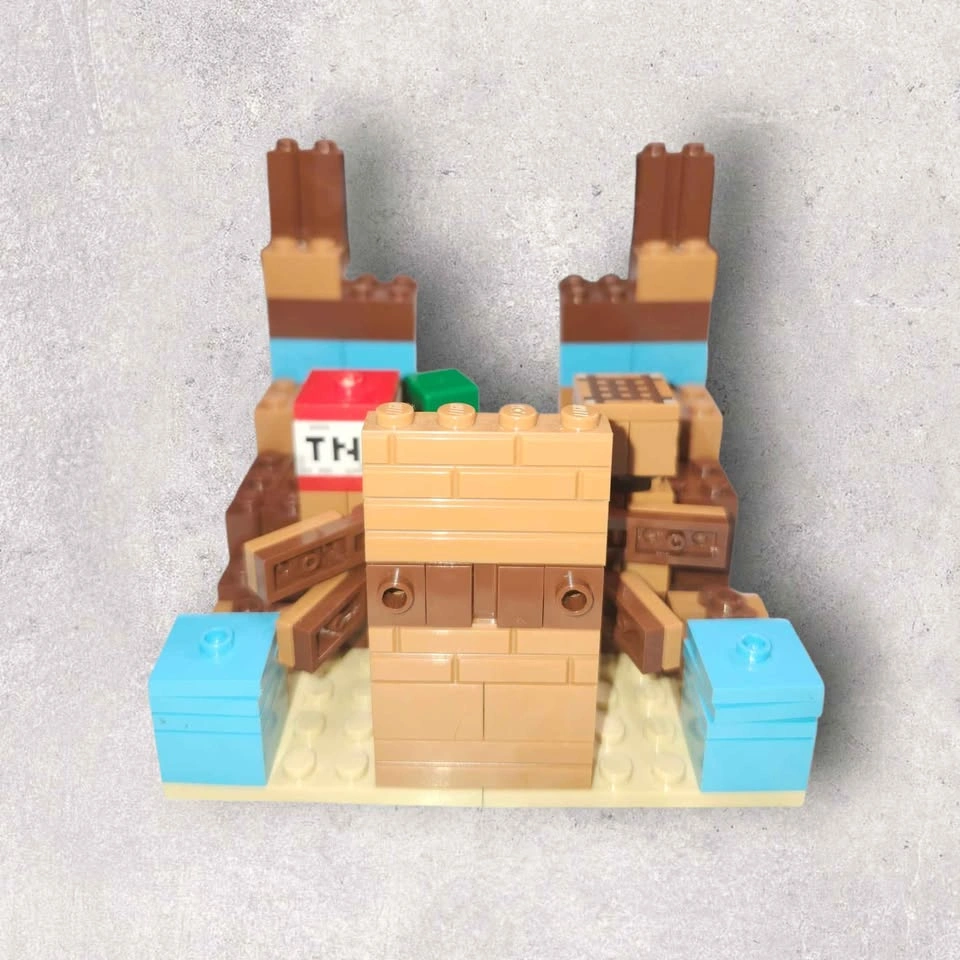 LEGO Minecraft The Riverdale House Set - photo 3