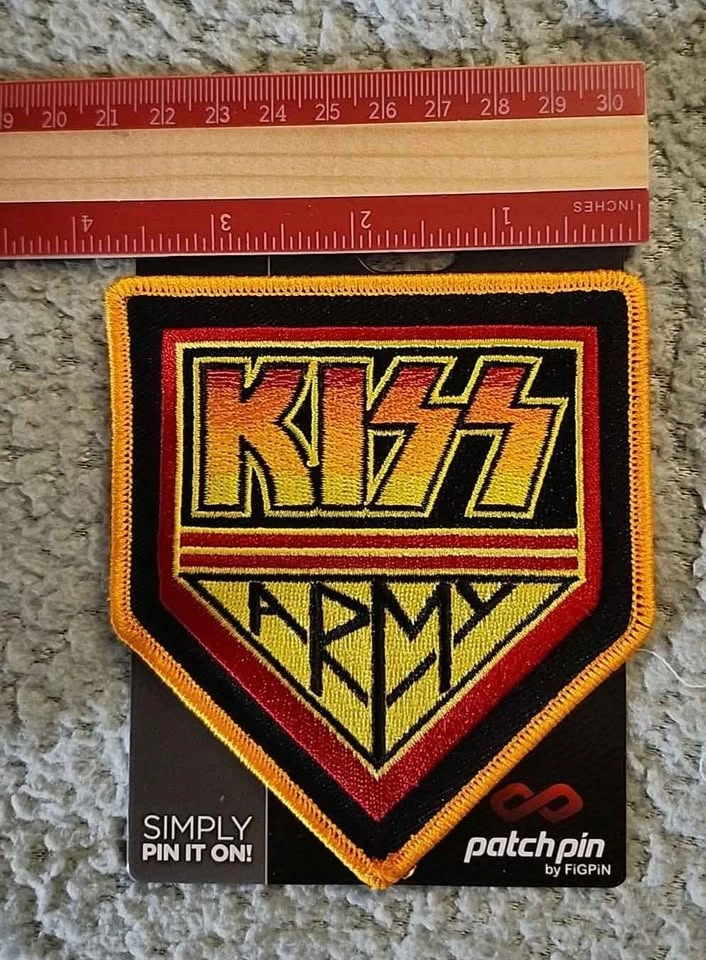 KISS Army Patch Pins - photo 2