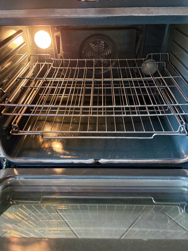 Bosch Stainless Steel Gas Range - photo 3