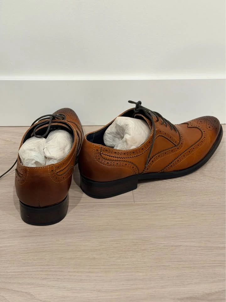 Men’s Tan Leather Wingtip Brogue Dress Shoes (US12.5 / EU46) - photo 3