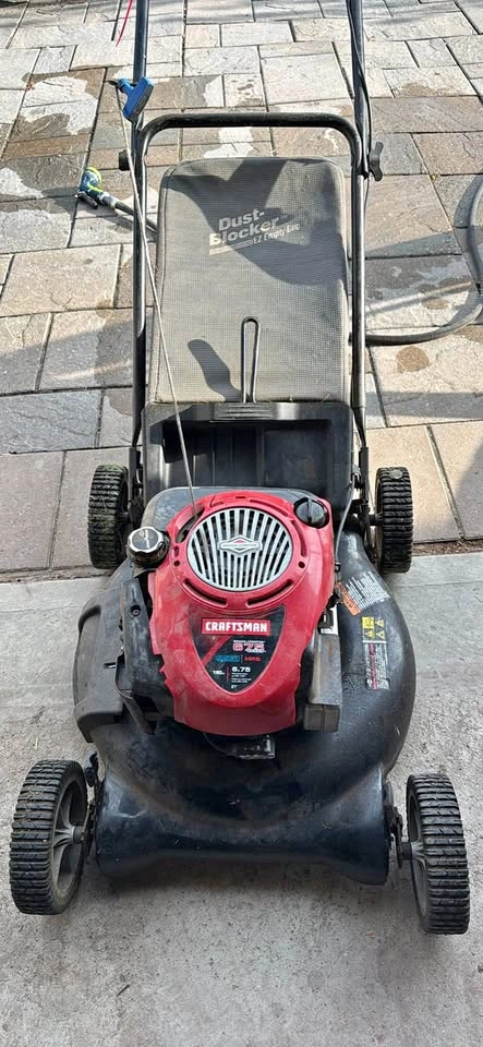 Craftsman 675 Series 190cc Gas Lawn Mower (needs repair)